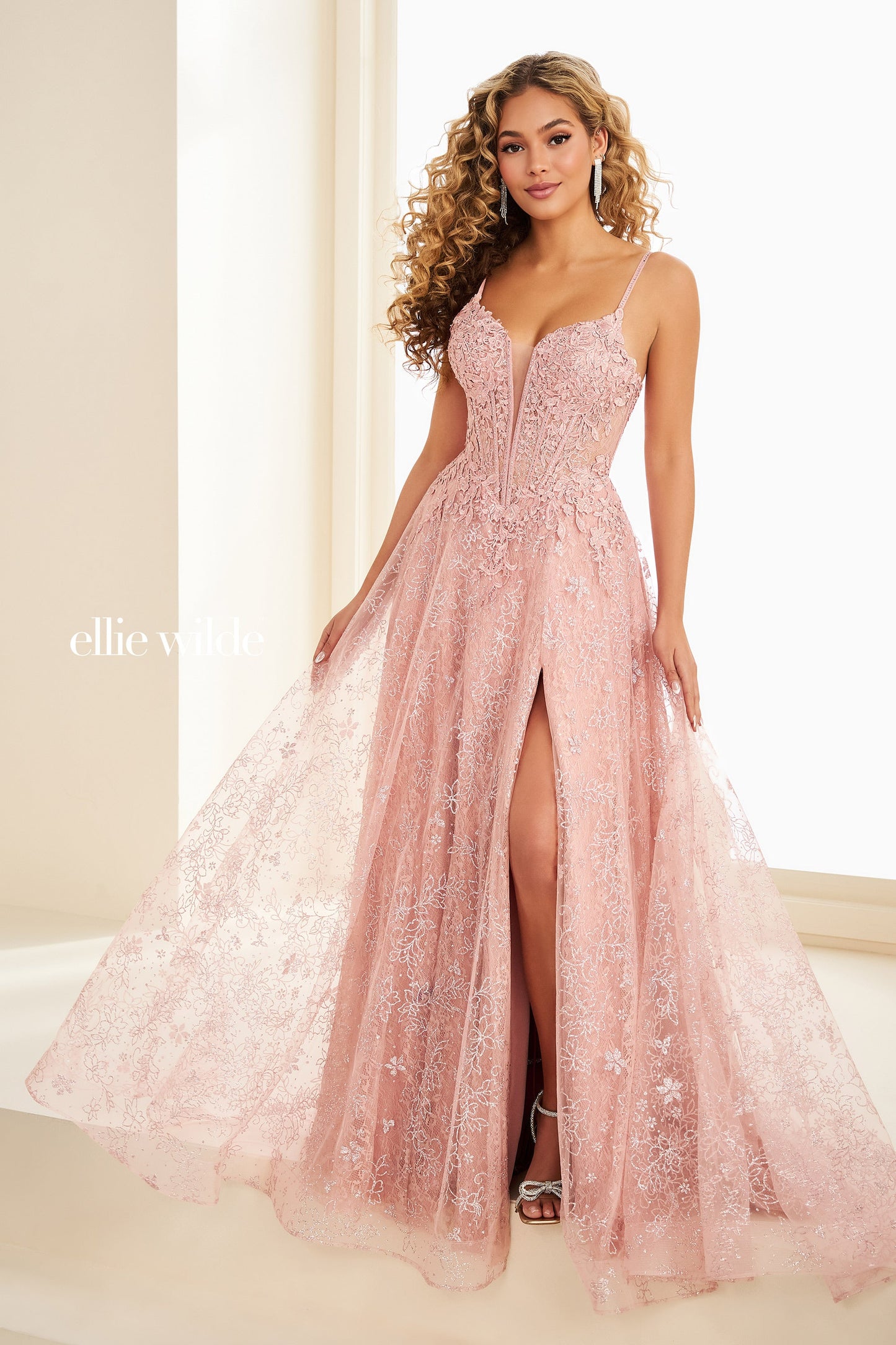 Ellie Wilde 37206
