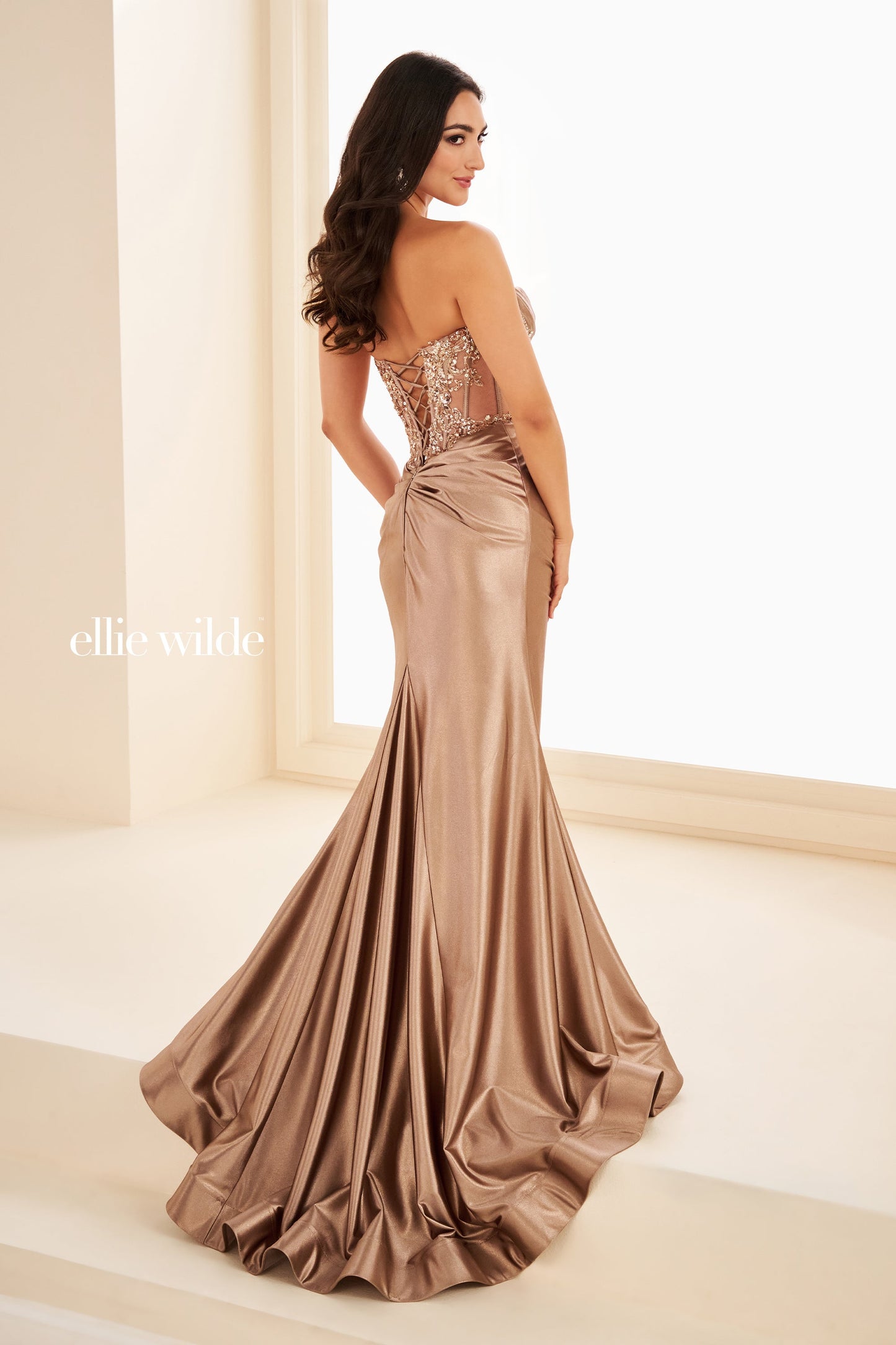 Ellie Wilde 37014