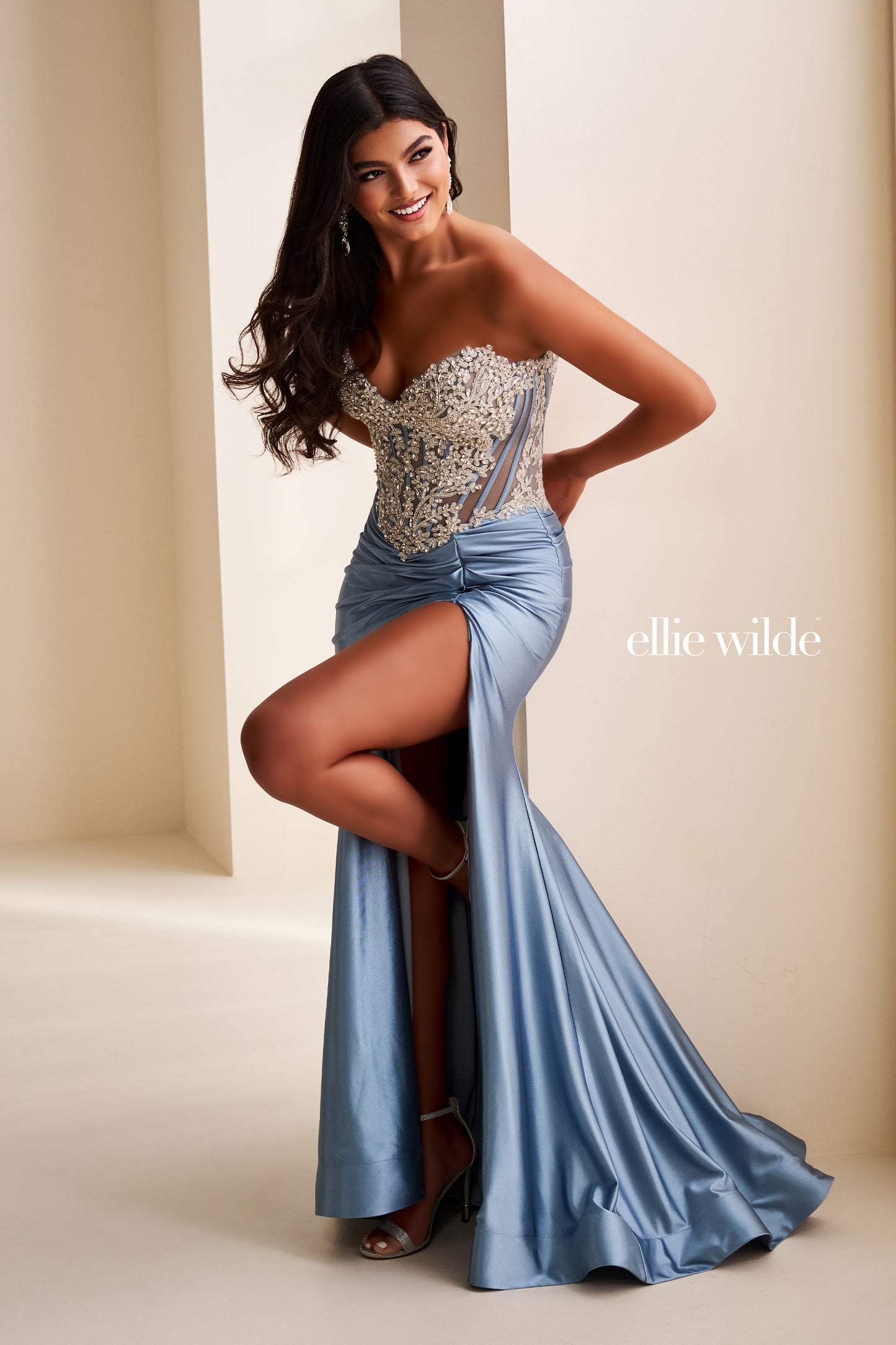 Ellie Wilde 37044