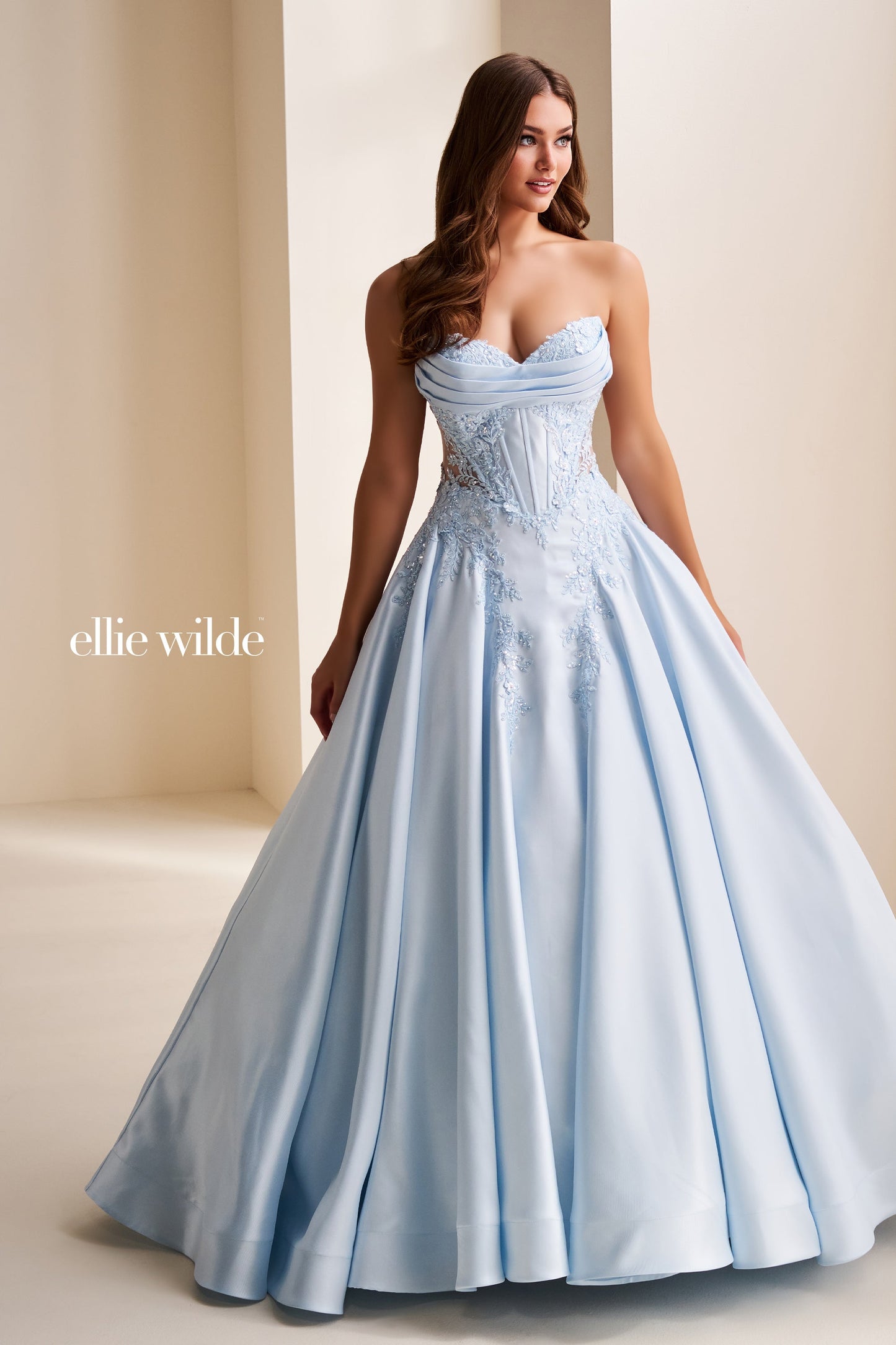 Ellie Wilde 37082