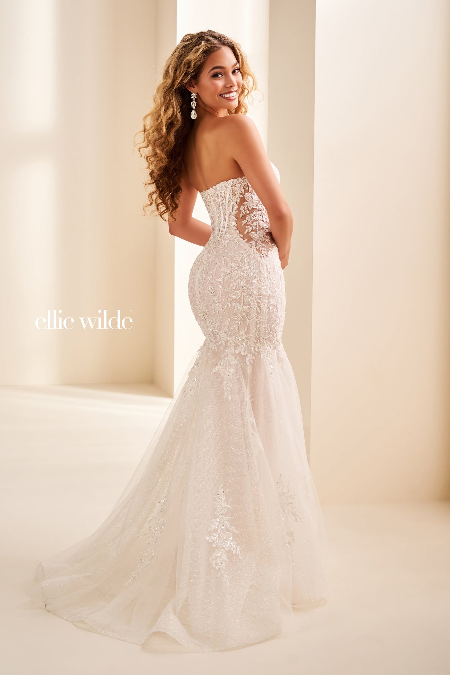 Ellie Wilde 37085