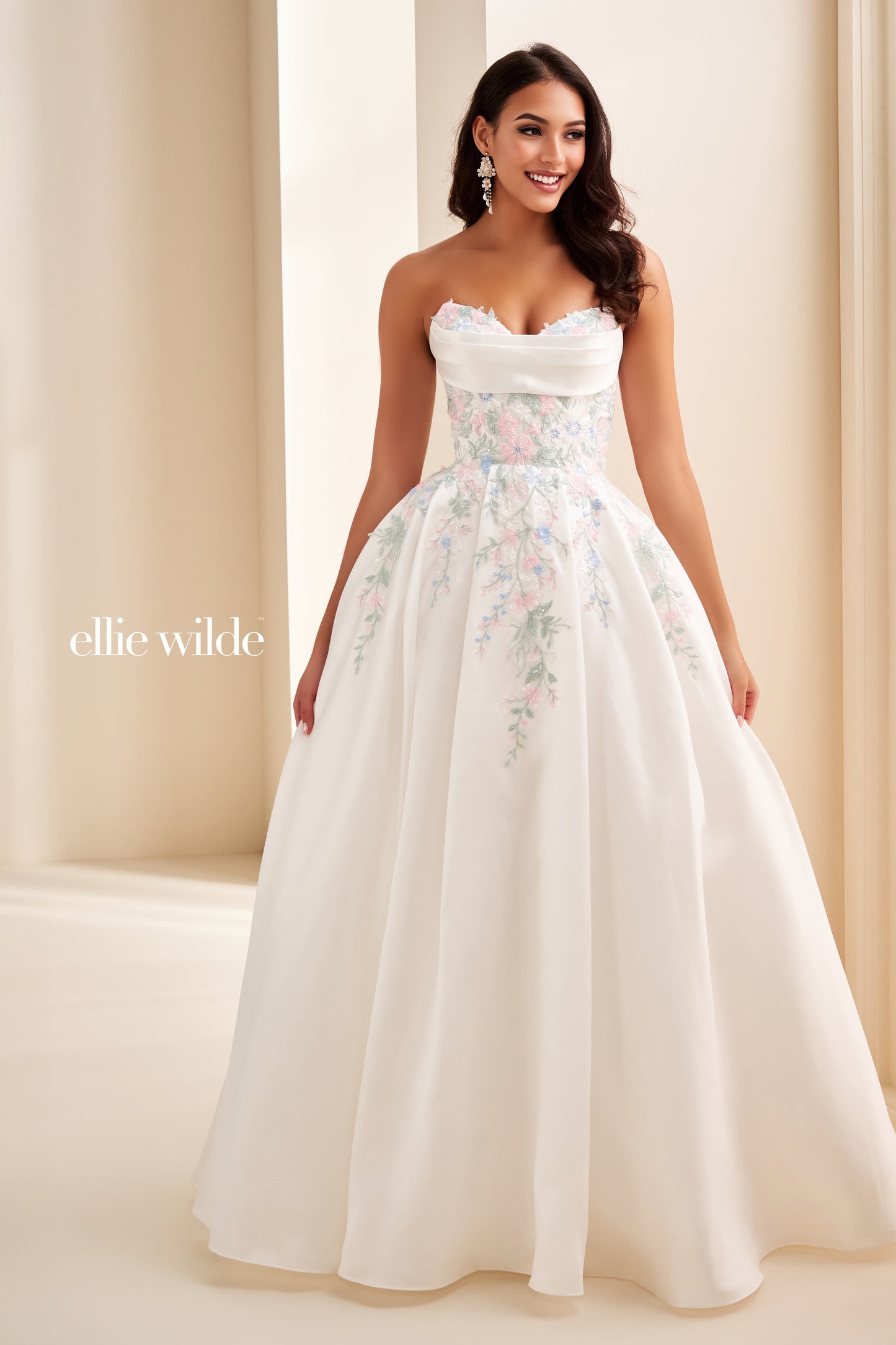 Ellie Wilde 37095