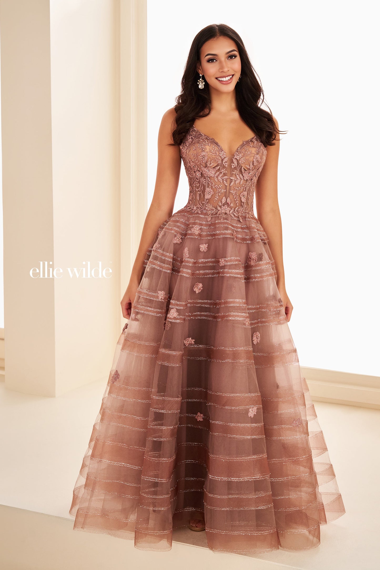 Ellie Wilde 37097