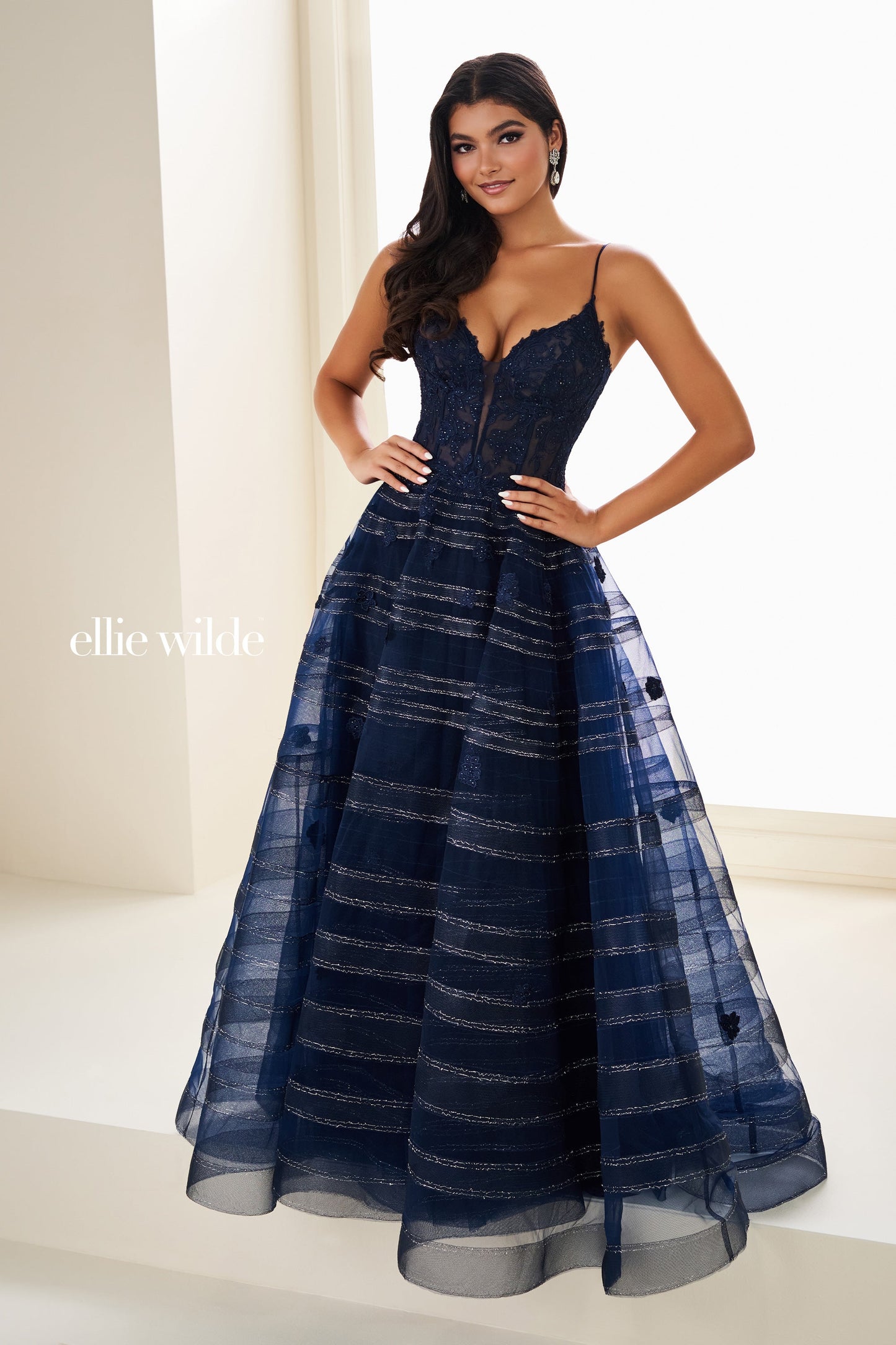 Ellie Wilde 37097