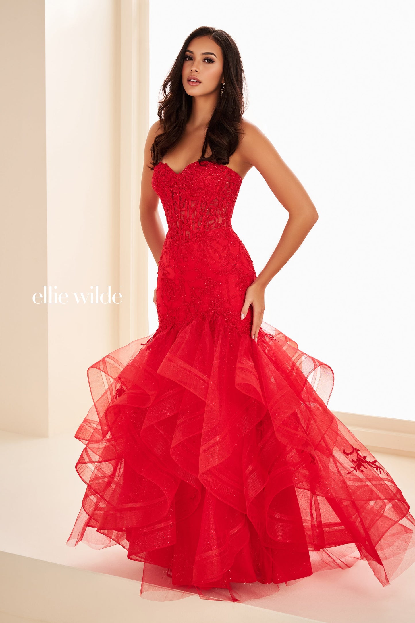 Ellie Wilde 37113