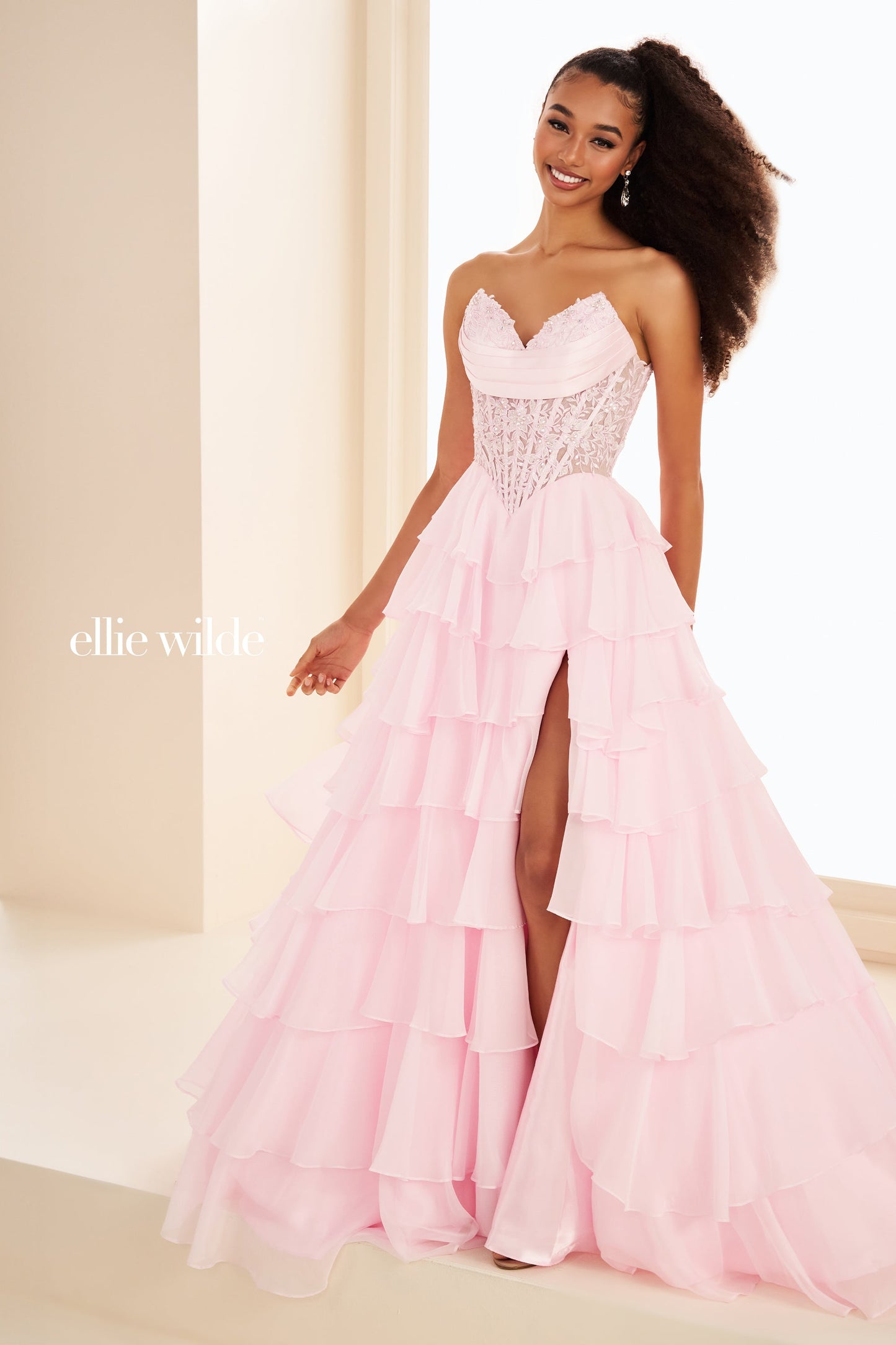 Ellie Wilde 37115