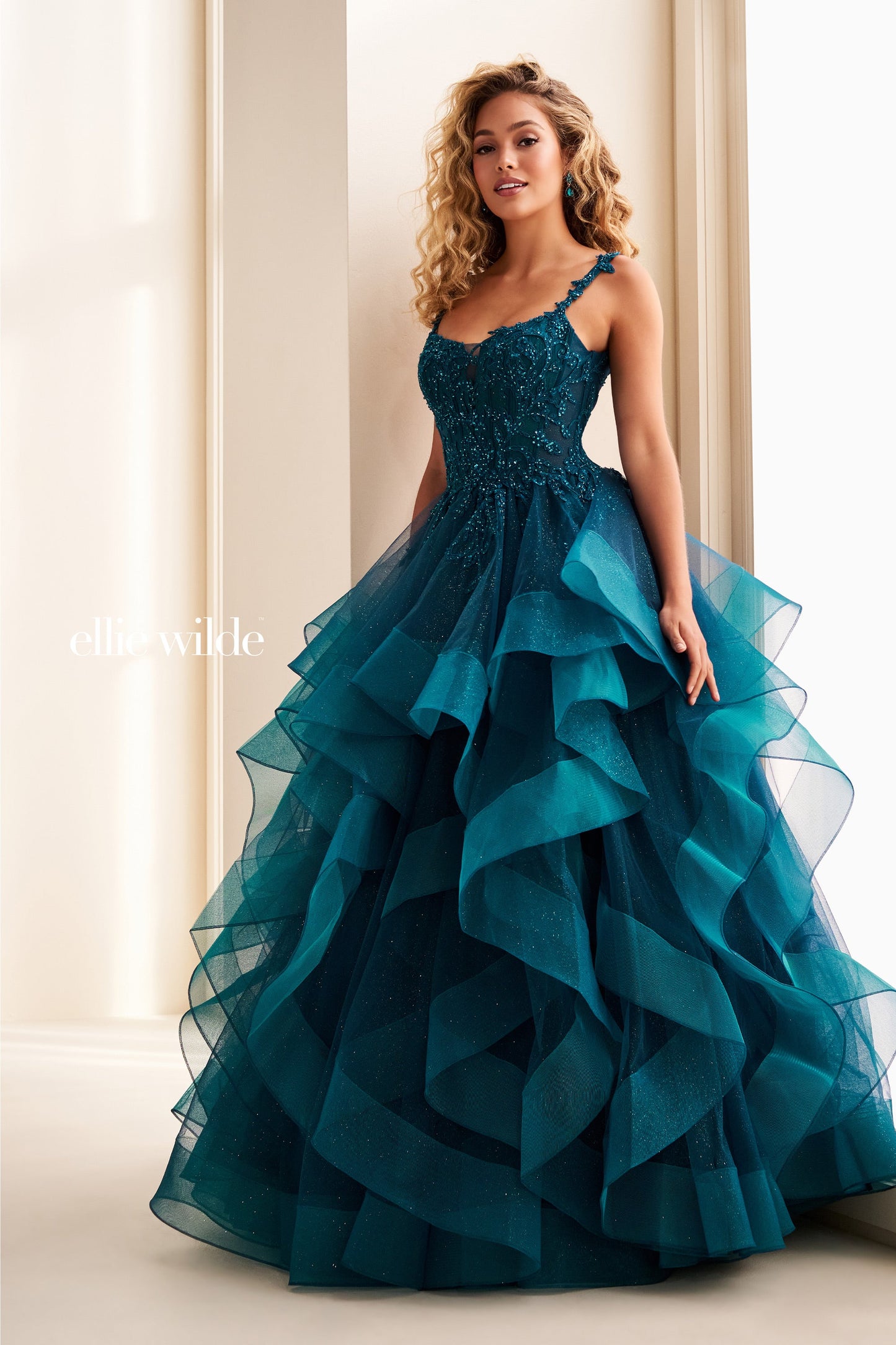 Ellie Wilde 37128