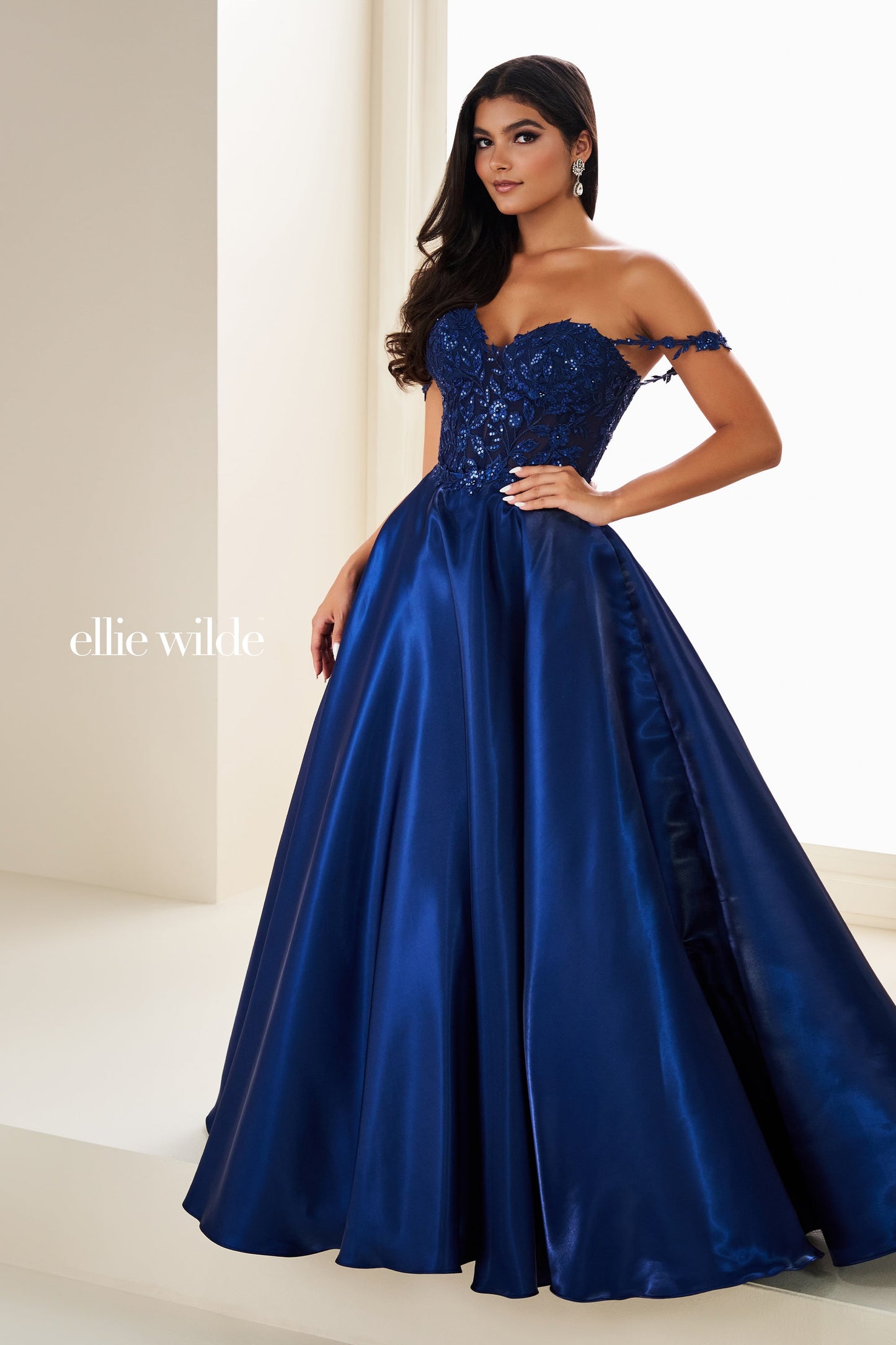 Ellie Wilde 37202
